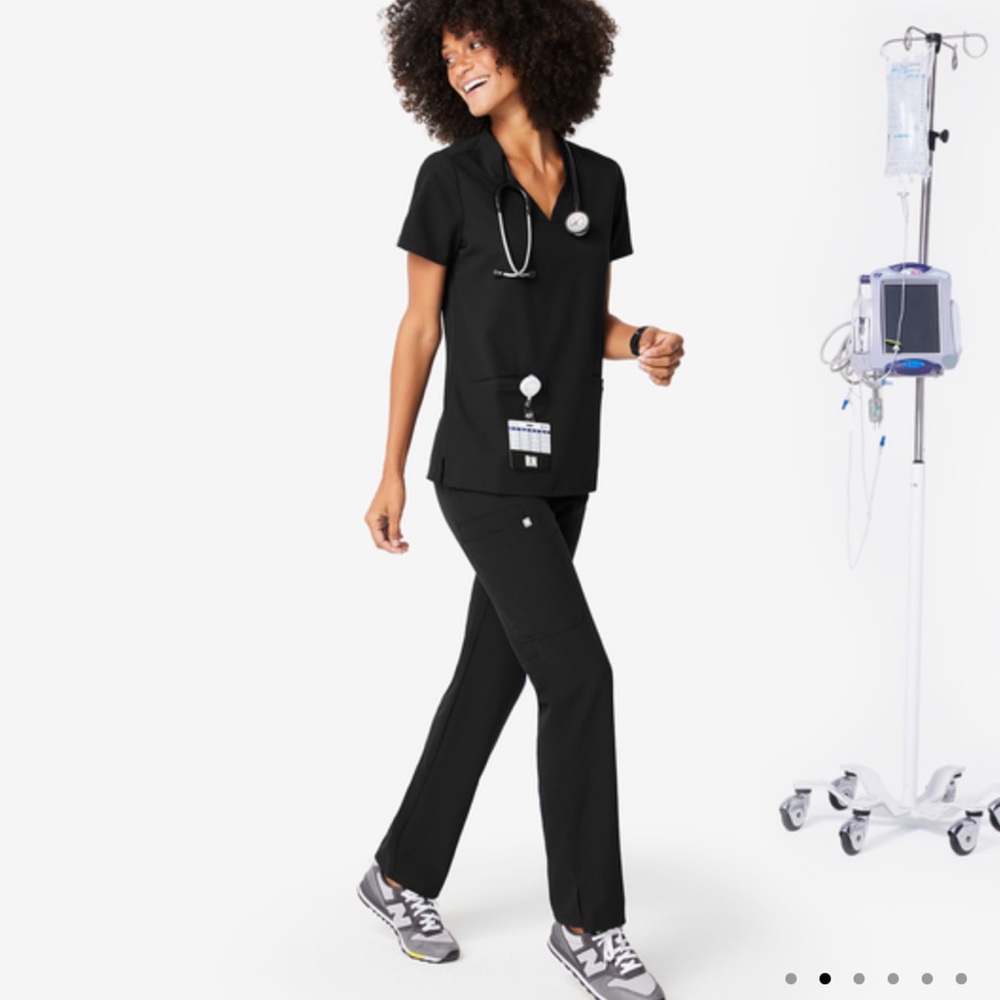 FIGS Scrub set BLACK